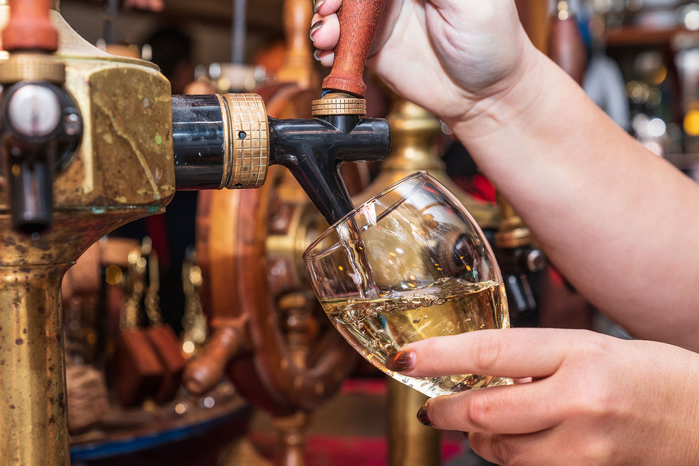 Keg wine on tap a Swiss sustainable innovation